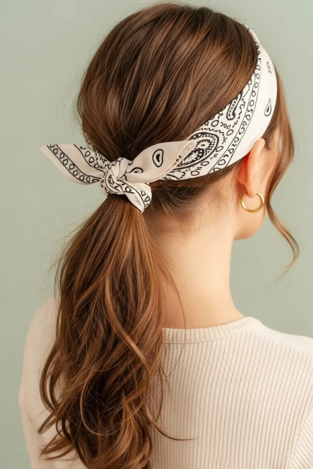 17 Easy Bandana Hairstyles Ideas for Every Hair Type & Length (2026) 11 Bandana Bow Accent